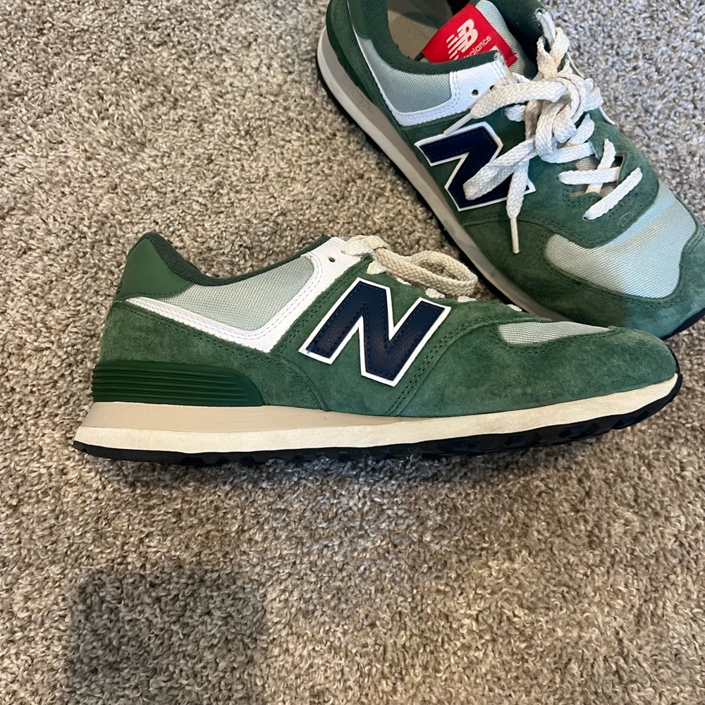 New Balance 574 Classic Sneakers - Picture 3 of 9